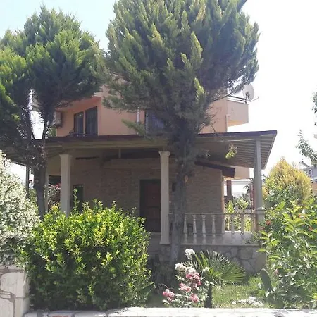 Sahil Siteleri Kusadasi Villa